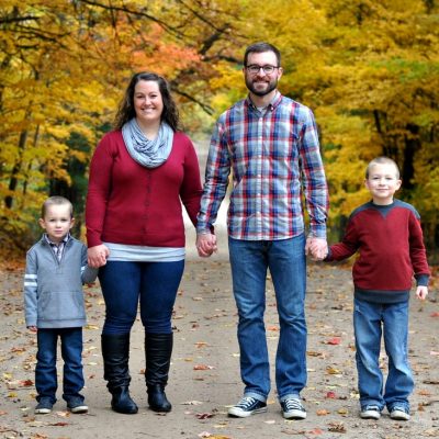 family of four fall photo by Katie M. Reid Photography