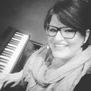 Niki Homan worship leader and songwriter