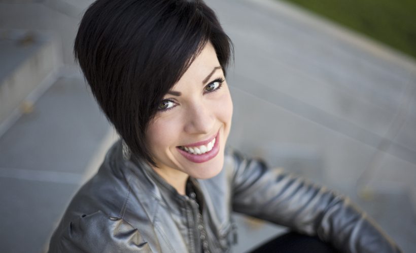 Writer and blogger Bobbie Schae